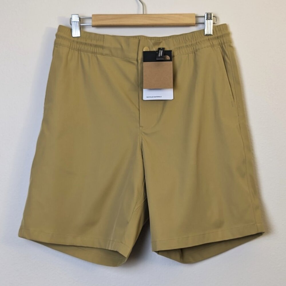 NWT The North Face Antelope Standard Short Utility Brown Men's Tag size 30 Reg